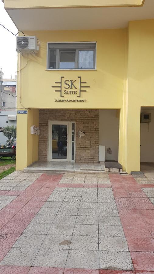 S.K.Suite Drama Exterior photo